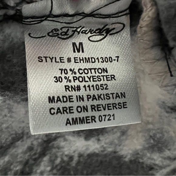 Ed Hardy Women's Red and Black Tie Dye Dagger Skull Fleece Hoodie Size M - Picture 8 of 9